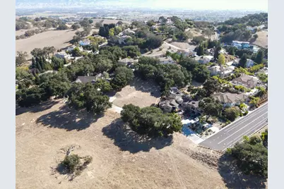 2391 Mantelli Dr, Gilroy, CA 95020 - Photo 21