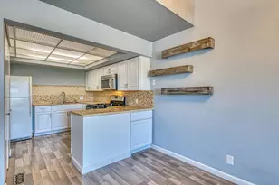 106 W Rossi 11, Salinas, CA 93901 - Photo 7