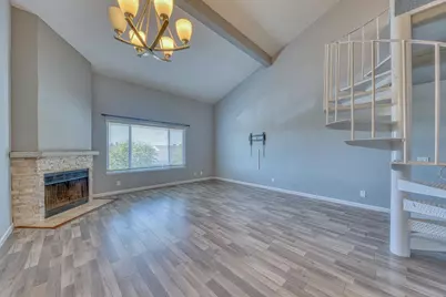 106 W. Rossi 11, Salinas, CA 93901 - Photo 5
