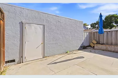 455 Laufall Ln, San Jose, CA 95111 - Photo 23