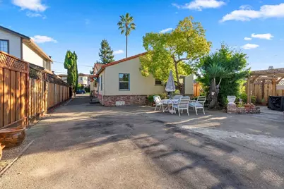 21873 Hermosa Ave, Cupertino, CA 95014 - Photo 47