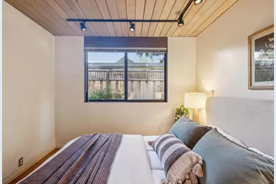 1070 Harriet St, Palo Alto, CA 94301 - Photo 49