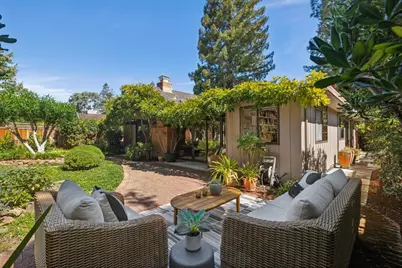 1070 Harriet St, Palo Alto, CA 94301 - Photo 53
