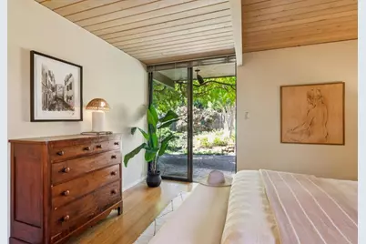 1070 Harriet St, Palo Alto, CA 94301 - Photo 31