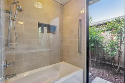 1070 Harriet St, Palo Alto, CA 94301 - Photo 47
