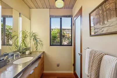 1070 Harriet St, Palo Alto, CA 94301 - Photo 33