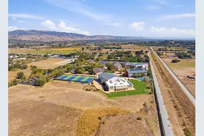 492 Via Sorrento, Morgan Hill, CA 95037 - Photo 39