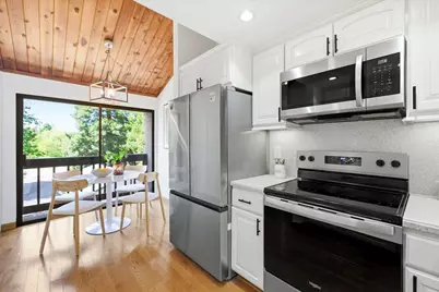 2341 Ticonderoga Dr, San Mateo, CA 94402 - Photo 13