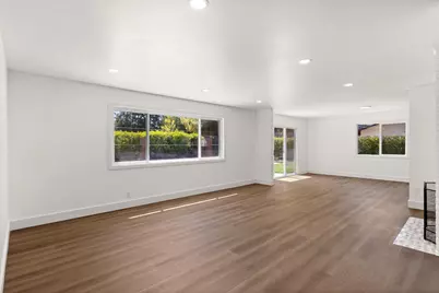 19488 Brockton Ln, Saratoga, CA 95070 - Photo 3