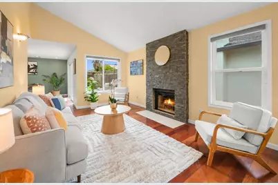 2104 Meadow View Pl, San Mateo, CA 94401 - Photo 9
