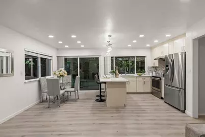 1001 Phelps Ave, San Jose, CA 95117 - Photo 15