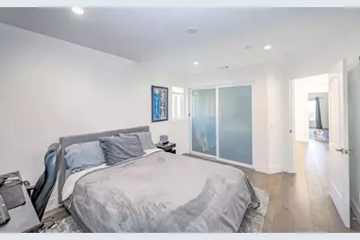 17813 Oakrock Ct, Granada Hills, CA 91344 - Photo 35