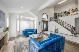 17813 Oakrock Ct, Granada Hills, CA 91344 - Photo 5