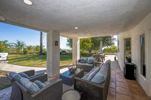 17813 Oakrock Ct, Granada Hills, CA 91344 - Photo 37