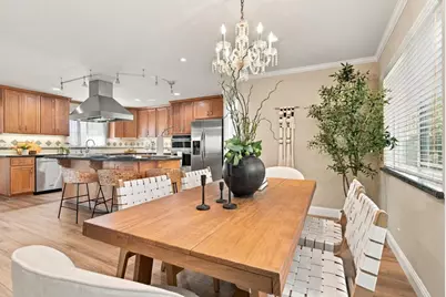 1051 Hewitt Dr, San Carlos, CA 94070 - Photo 17