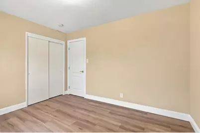 1051 Hewitt Dr, San Carlos, CA 94070 - Photo 25