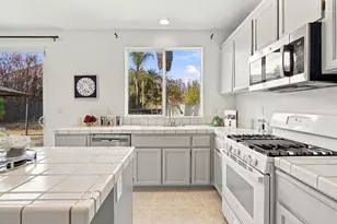 1961 Sugarloaf Mountain Ct, Antioch, CA 94531 - Photo 9