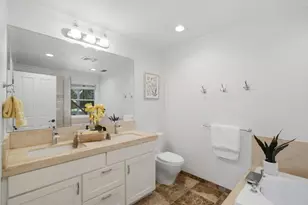 20660 Lomita Ave, Saratoga, CA 95070 - Photo 15