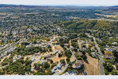 8983 Mimosa Ct, Gilroy, CA 95020 - Photo 29