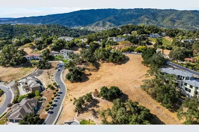 8983 Mimosa Ct, Gilroy, CA 95020 - Photo 25