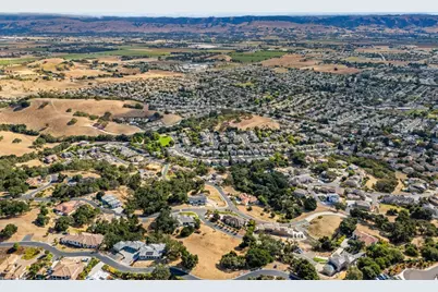 8983 Mimosa Ct, Gilroy, CA 95020 - Photo 31