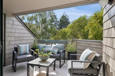 20 Cove Ln, Redwood City, CA 94065 - Photo 13