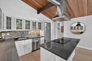 155 Greenmeadow Way, Palo Alto, CA 94306 - Photo 7