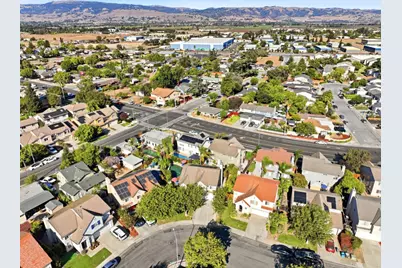 8790 Floral St, Gilroy, CA 95020 - Photo 43