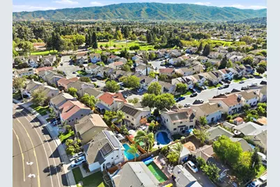 8790 Floral St, Gilroy, CA 95020 - Photo 5