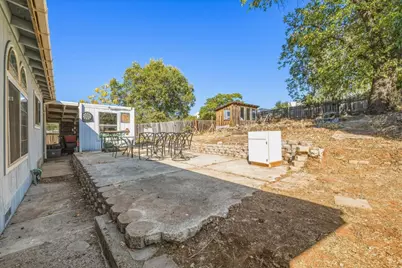 18223 Hammer Ln, Tuolumne, CA 95379 - Photo 23