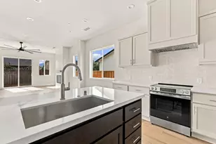 604 Fulton Way, Hollister, CA 95023 - Photo 17