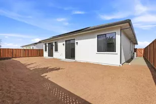 604 Fulton Way, Hollister, CA 95023 - Photo 45