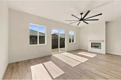 614 Fulton Way, Hollister, CA 95023 - Photo 7