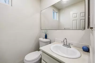 1627 Decarli St, Stockton, CA 95206 - Photo 11