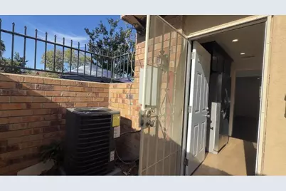 4493 NE Townehome Dr, Stockton, CA 95207 - Photo 21