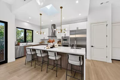 1084 Moffett Cir, Palo Alto, CA 94303 - Photo 41