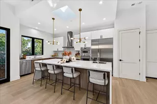 1084 Moffett Cir, Palo Alto, CA 94303 - Photo 41