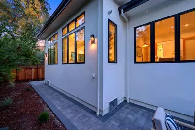 1084 Moffett Cir, Palo Alto, CA 94303 - Photo 57