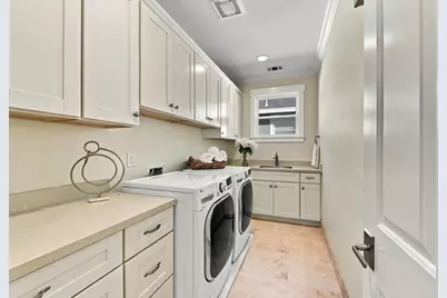 558 Coe Ave, San Jose, CA 95125 - Photo 37