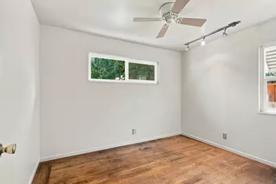 894 Hazelnut Ct, Sunnyvale, CA 94087 - Photo 21