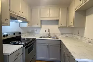 3813 Barker Dr, San Jose, CA 95117 - Photo 37