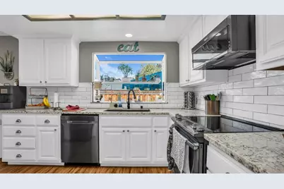 7385 Thayer Ct, Gilroy, CA 95020 - Photo 13