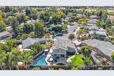 7385 Thayer Ct, Gilroy, CA 95020 - Photo 21