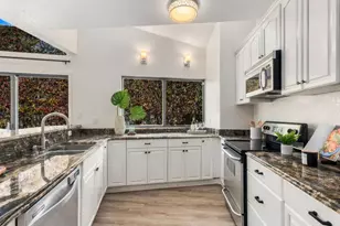 820 Jefferson Ct, San Mateo, CA 94401 - Photo 13