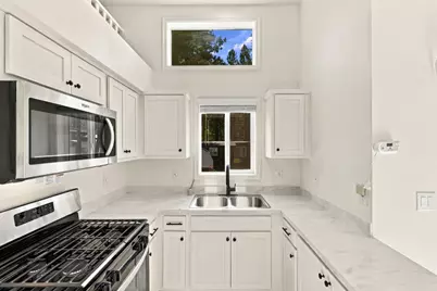 10715 Highway 89 50, Truckee, CA 96160 - Photo 7