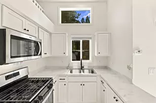 10715 Hwy 89 50, Truckee, CA 96160 - Photo 7