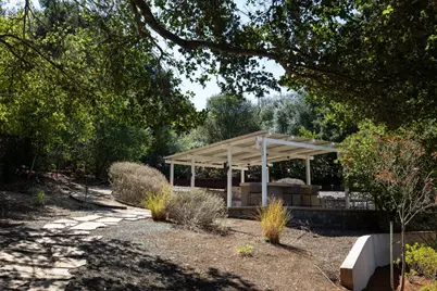 10650 Magdalena Rd, Los Altos Hills, CA 94024 - Photo 49