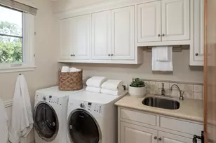 10650 Magdalena Rd, Los Altos Hills, CA 94024 - Photo 31