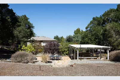 10650 Magdalena Rd, Los Altos Hills, CA 94024 - Photo 51