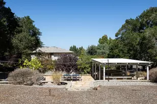 10650 Magdalena Rd, Los Altos Hills, CA 94024 - Photo 51